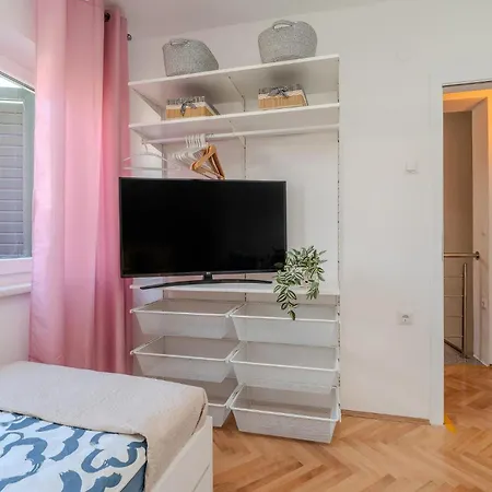 度假居 3 Bedroom Beautiful In *