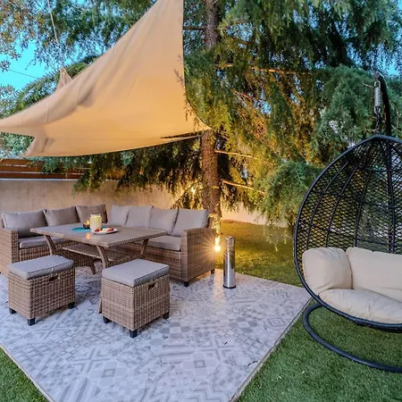 3 Bedroom Beautiful In 度假居 扎达尔