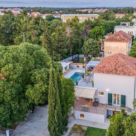 3 Bedroom Beautiful In * Zadar