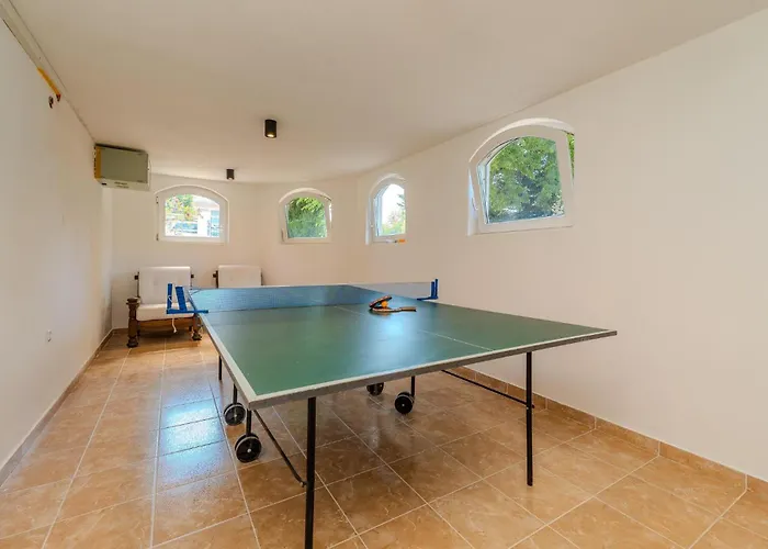 3 Bedroom Beautiful In * Zadar