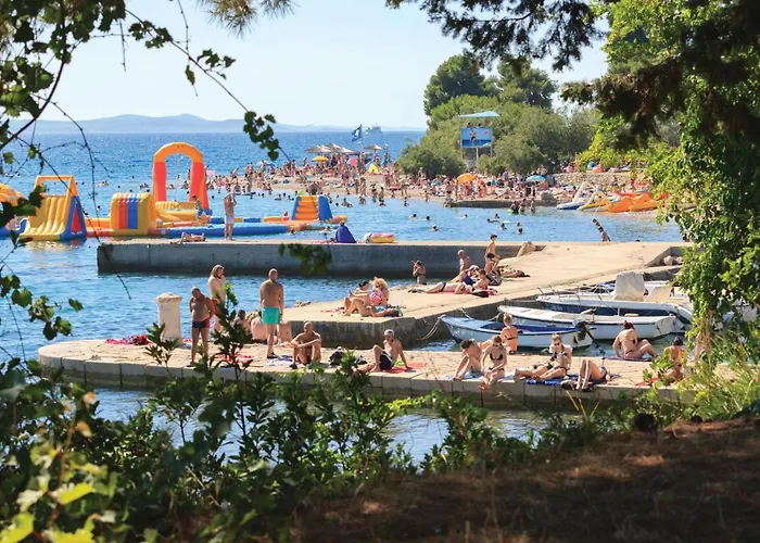 3 Bedroom Beautiful In Zadar